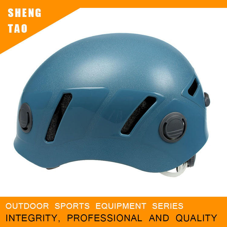 Best Mountain Climbing Helmet 03