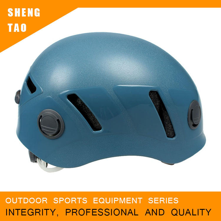 Best Mountain Climbing Helmet 03