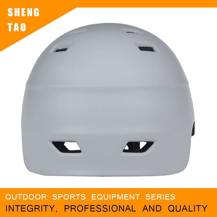 ST036-01 Skate Helmet