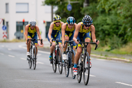 cycling-8215978_1280.jpg