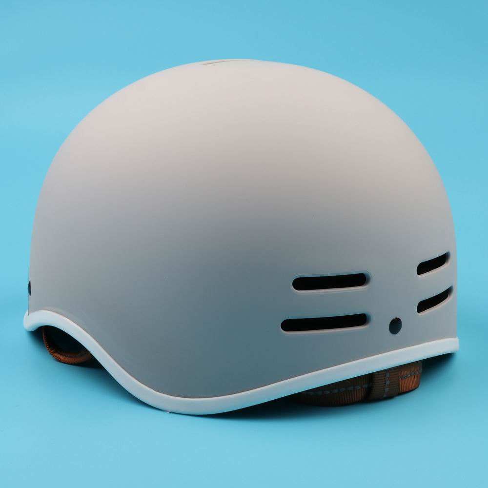 Wholesale CE Certified Adult Skating Helmet Skateboard Safety Electric Scooter Skate Board Helmet for Adult