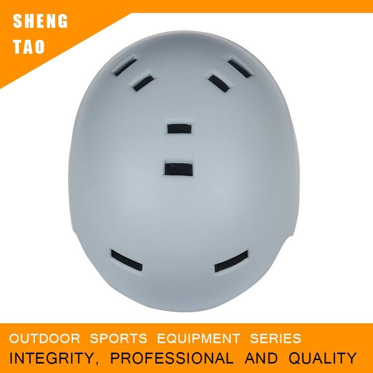 ST036-01 Skate Helmet