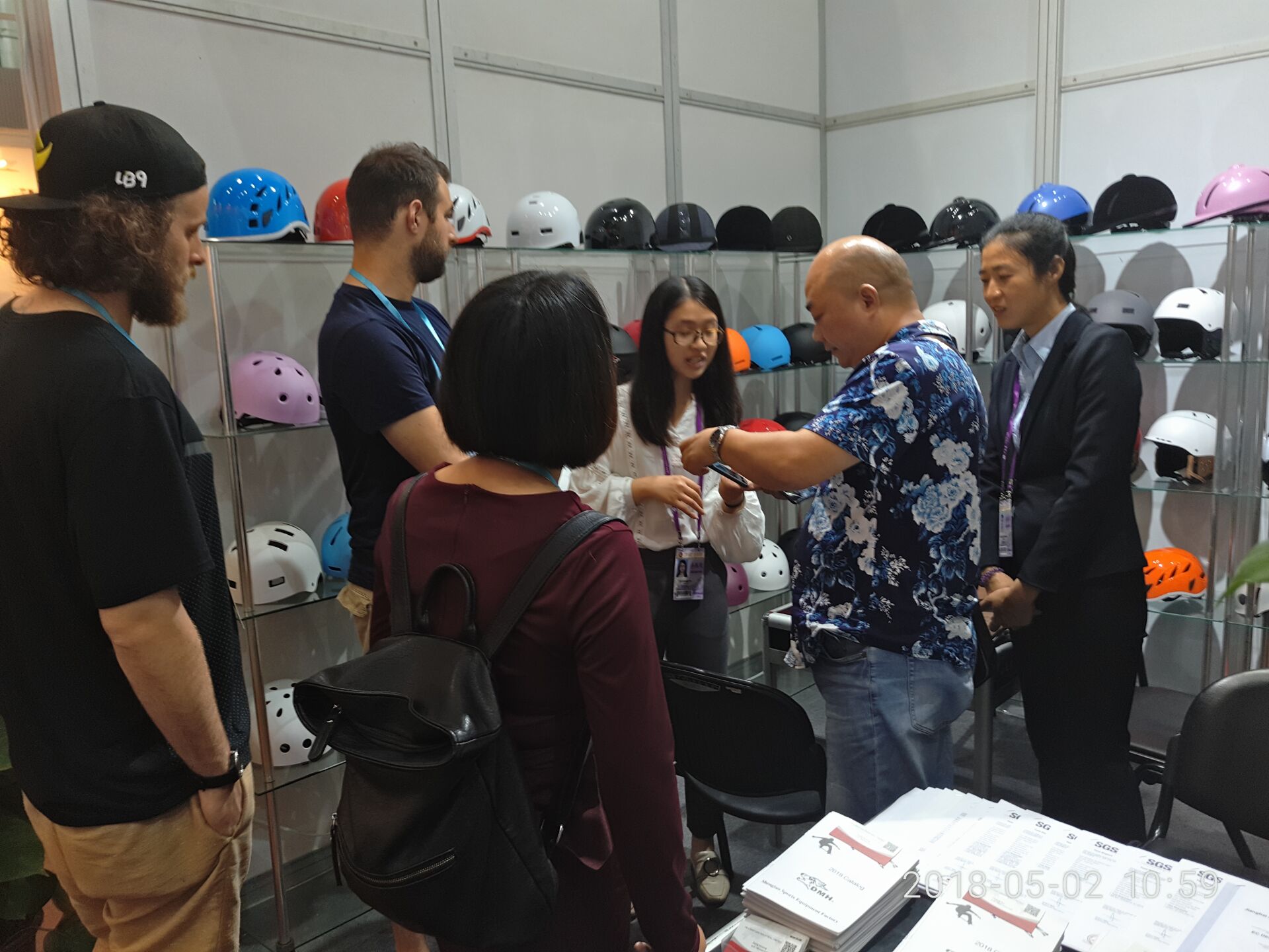 cycle helmet for adults
