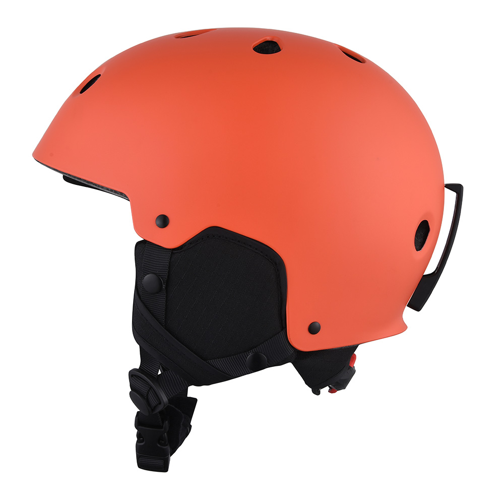 CE Certification ABS Shell Snow Skiing Helmet Red Helmet Ski