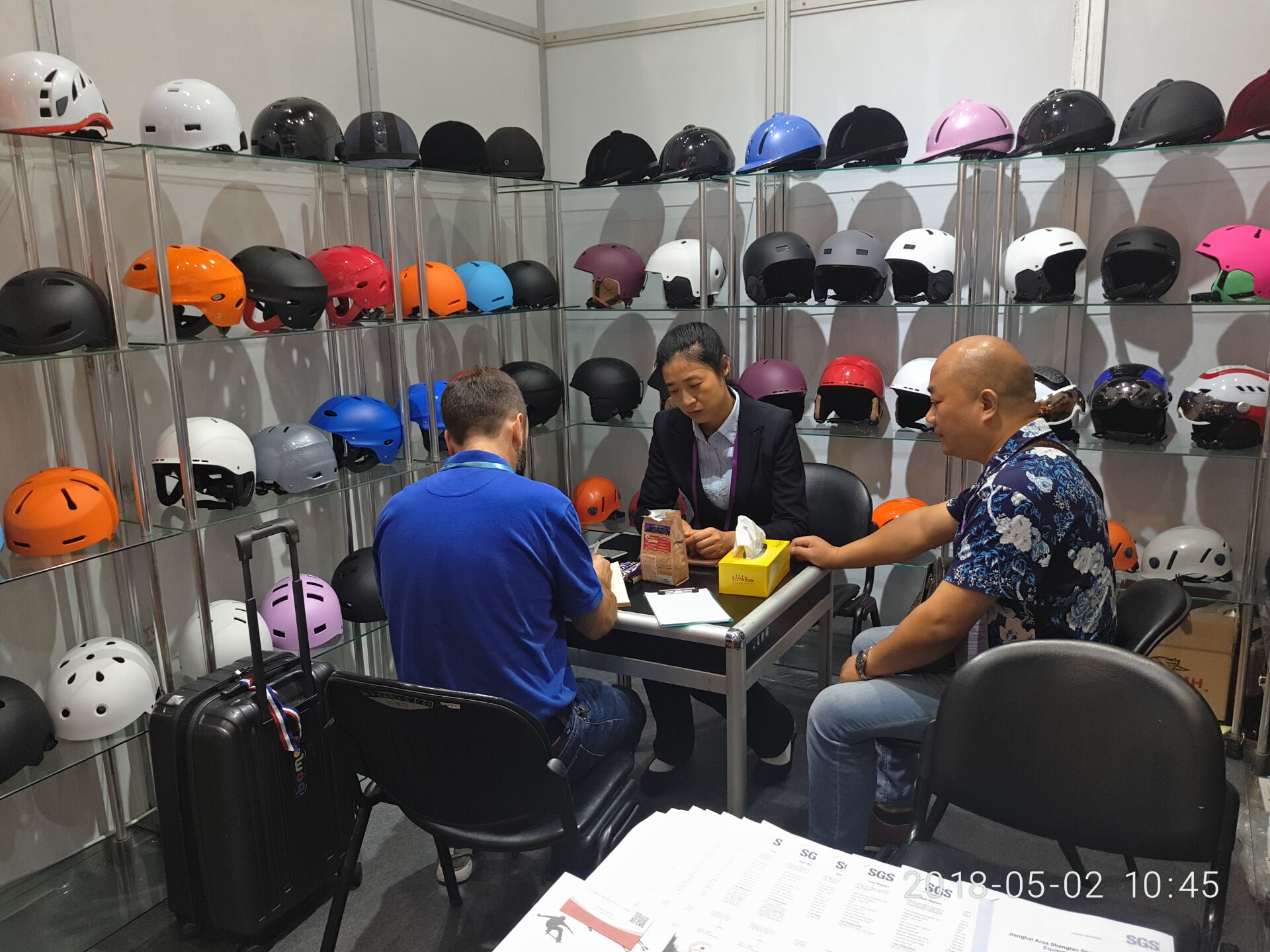 Ce Certification Skiing Helmet
