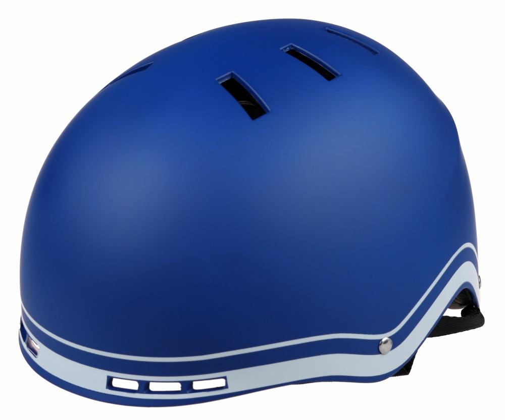 Water Sport Helmet, Unisex Adjustable Rafting Kayak Safety Helmet for Outdoor Water Sports