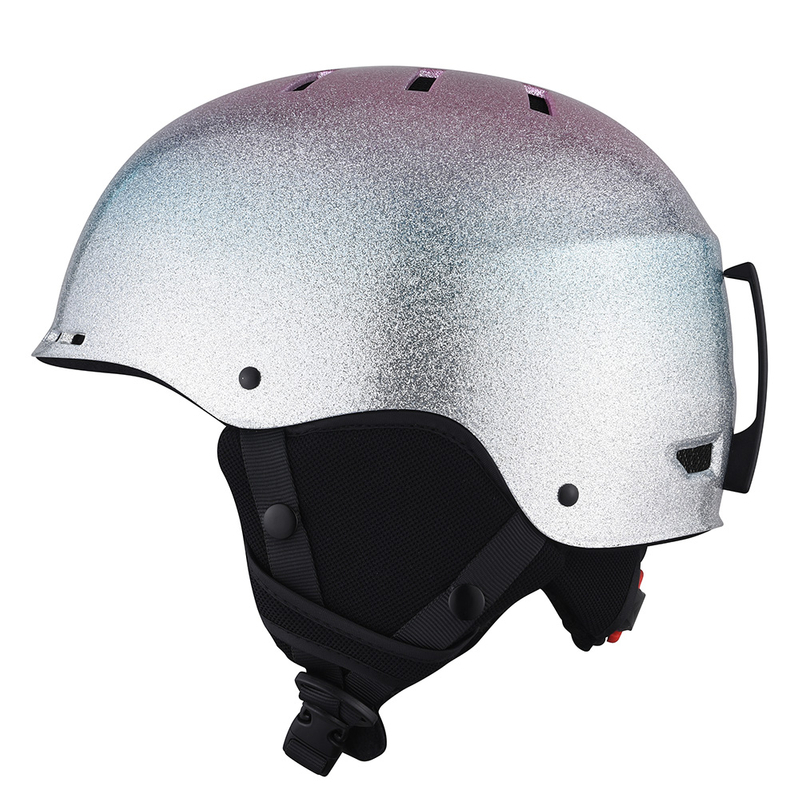 CE Approved Outdoor Sports Equipment Ski Helmet Skiing Equipment Snowboard Helmet Light