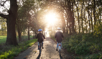 //inrorwxhlqqolr5p.ldycdn.com/cloud/pjBpqKrjlmSRmlnnrppojm/bike-helmet-certification.jpg